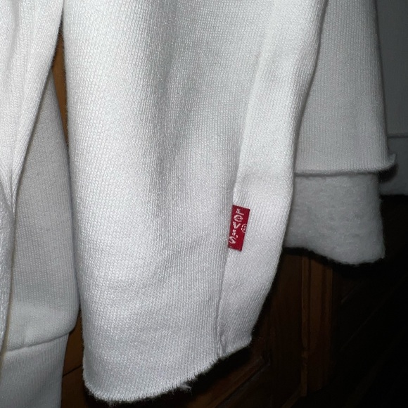 Levi’s 3X Graphic hoodie. NWT - Picture 7 of 8